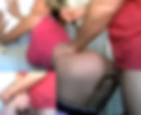 Schließmuskelkater - Anal zerfickt beim Training!